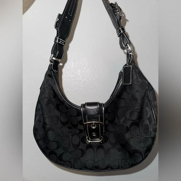 Black Coach Signature hobo bag - Picture 1 of 4
